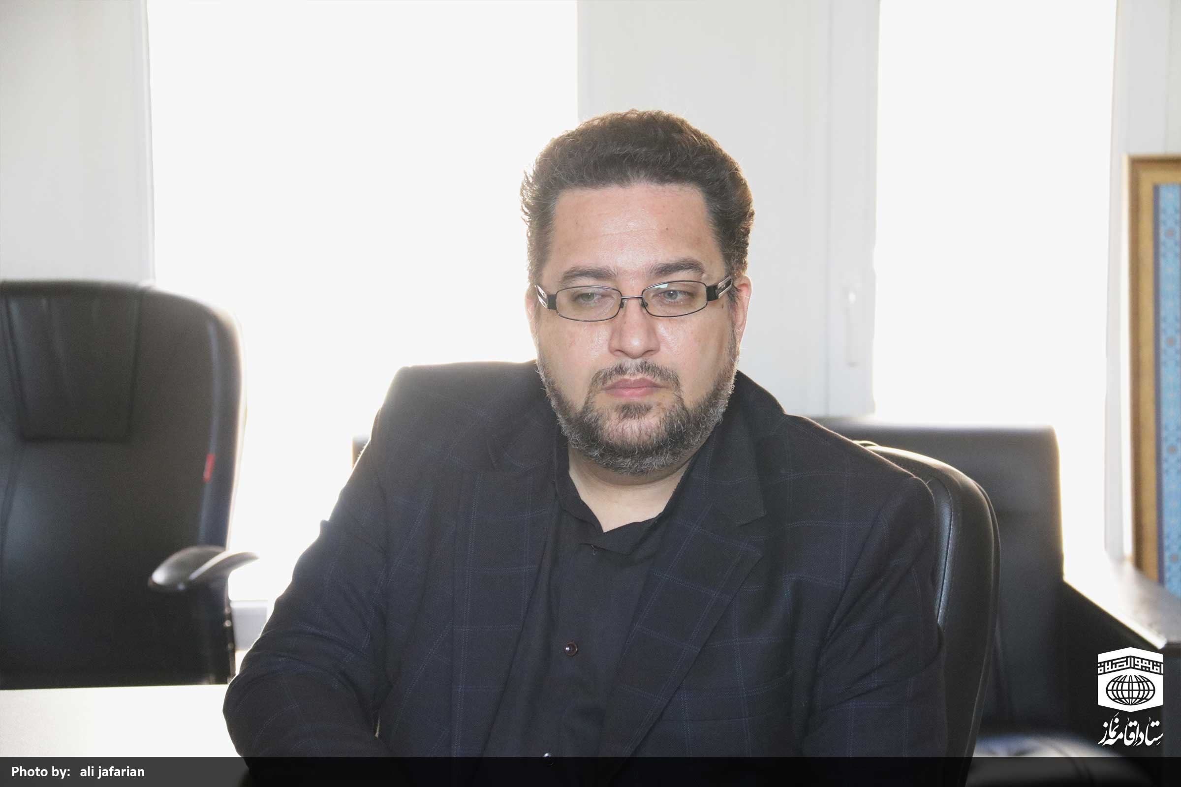 از دبیر شورای اقامه نماز شرکت فرودگاه ها و ناوبری هوایی ایران تقدیر شد