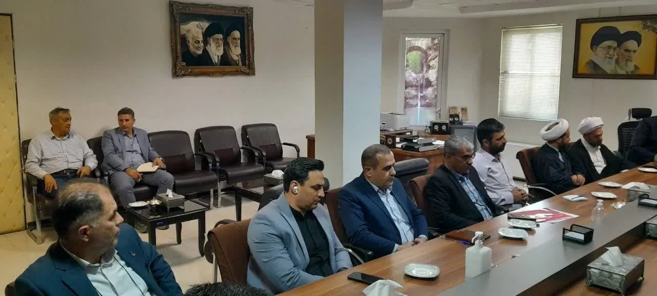 برگزاری نشست هماندیشی امامان جماعت و دبیران اقامه نماز دستگاههای تابعه وزارت تعاون، کار و رفاه اجتماعی آذربایجان غربی