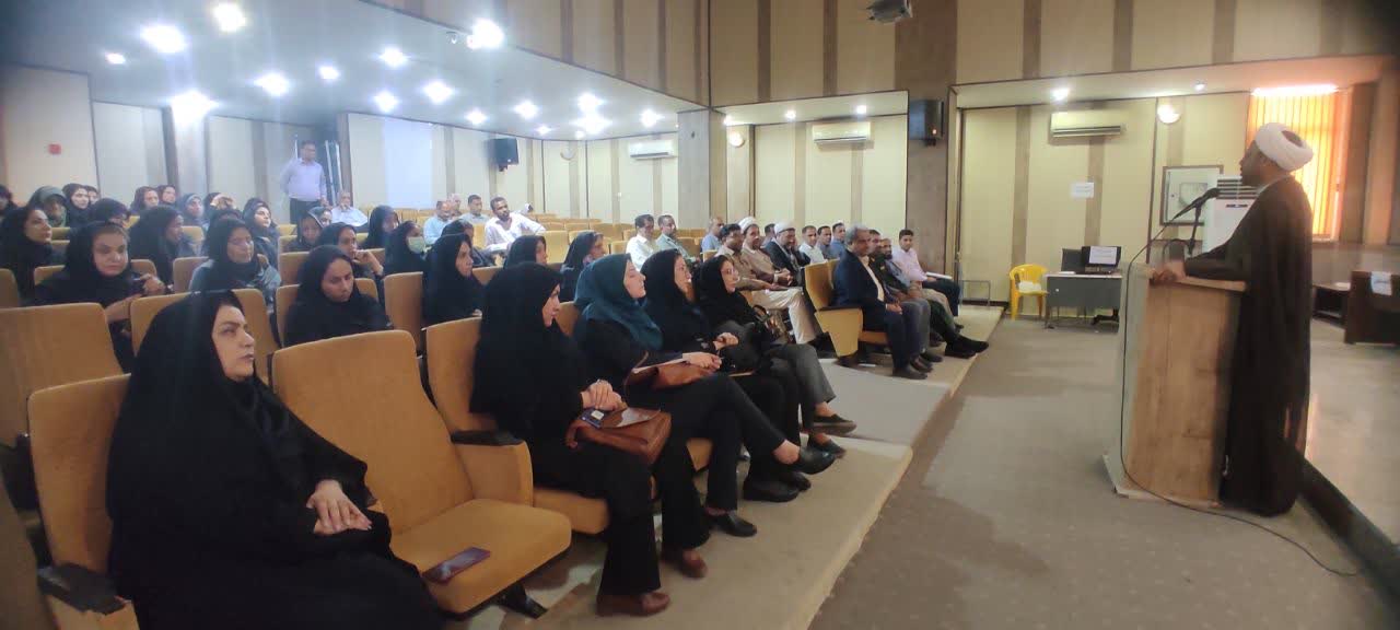 برگزاری دورههای آموزشی اقامه نماز مدارس غیردولتی و هیات امنایی در بندرعباس