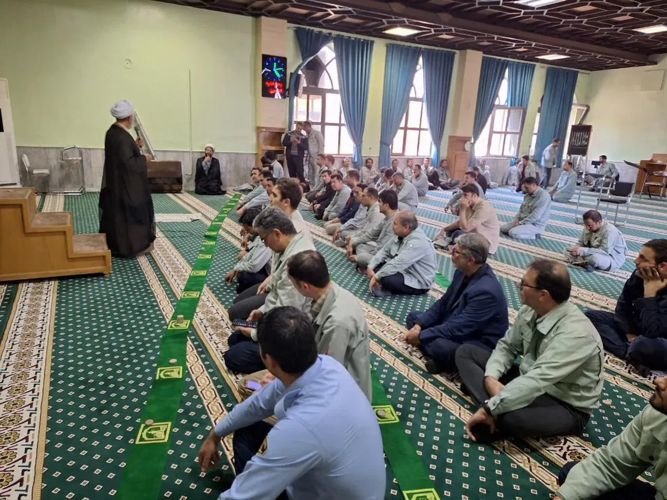 مدیر ستاد اقامه نماز از شرکت فولاد خراسان بازدید کرد