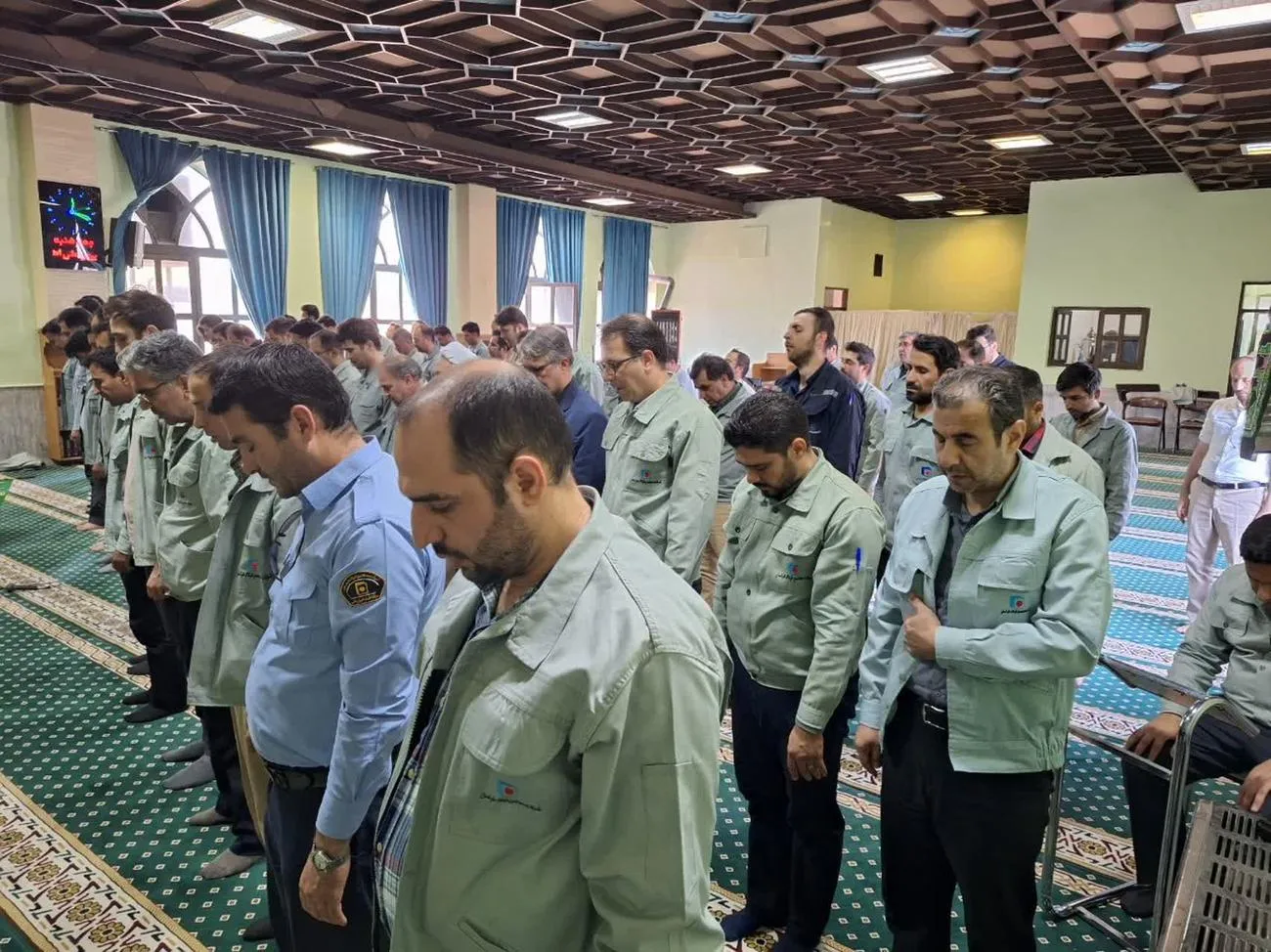 مدیر ستاد اقامه نماز از شرکت فولاد خراسان بازدید کرد