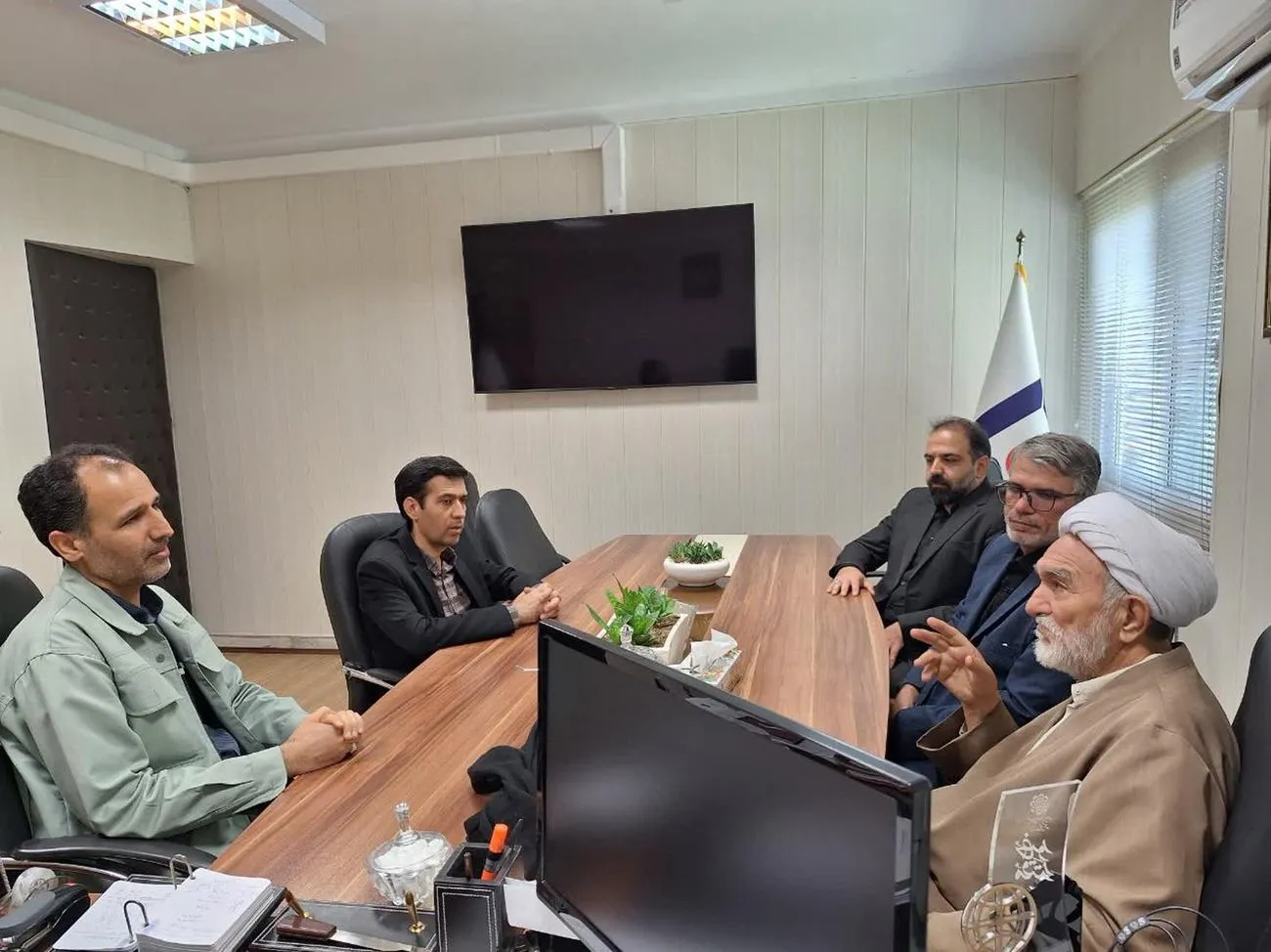 مدیر ستاد اقامه نماز از شرکت فولاد خراسان بازدید کرد