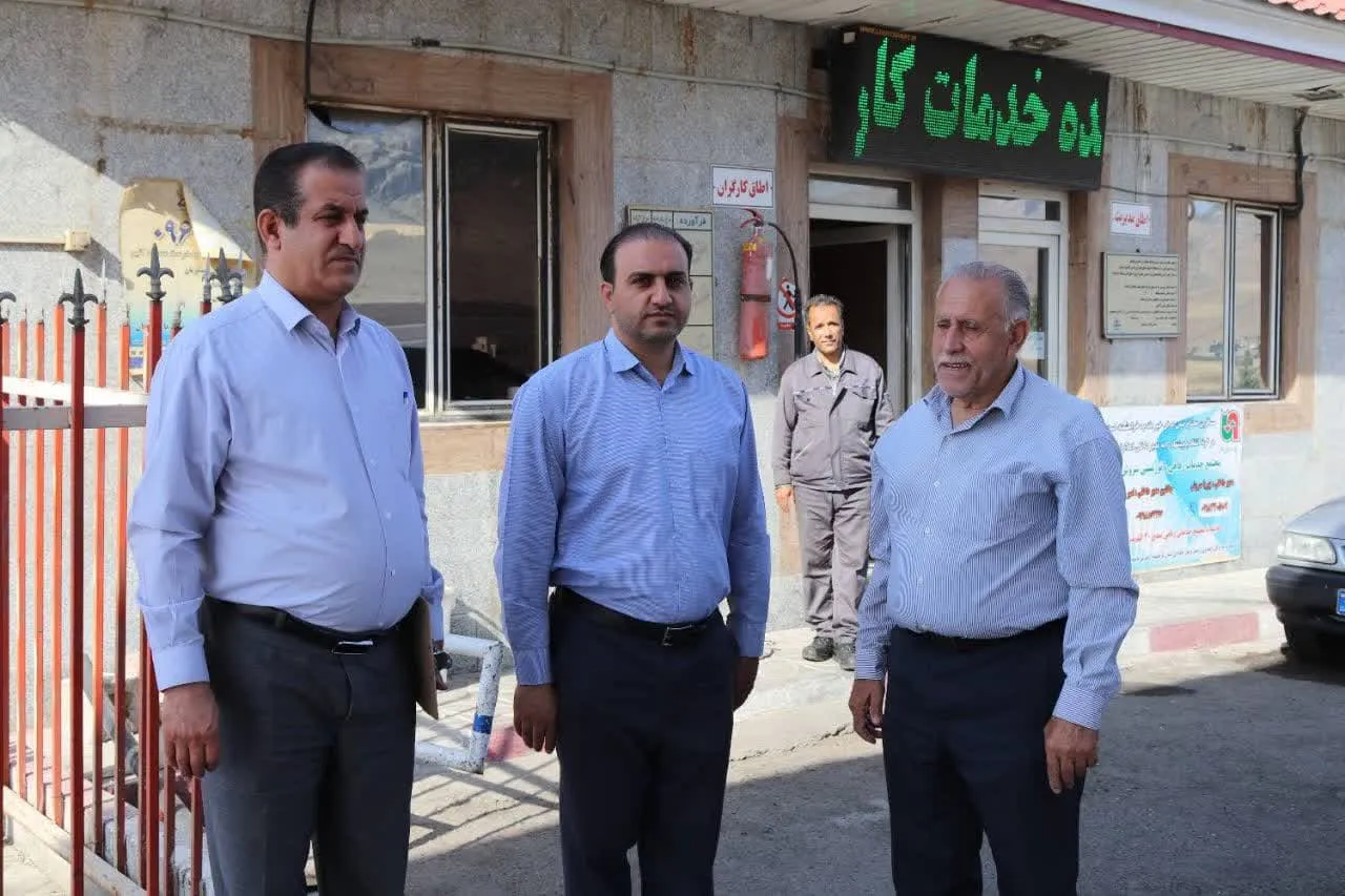 از مجتمع های خدماتی رفاهی ، مساجد و نماز خانه های بین راهی کرمانشاه به گنگاور بازدید شد -2