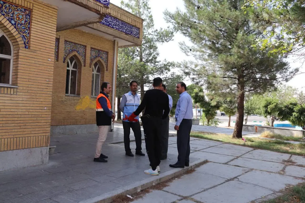 از مجتمع های خدماتی رفاهی ، مساجد و نماز خانه های بین راهی کرمانشاه به گنگاور بازدید شد -4
