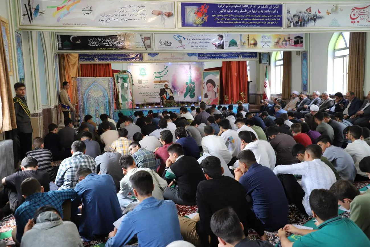 زنگ نماز در تبریز