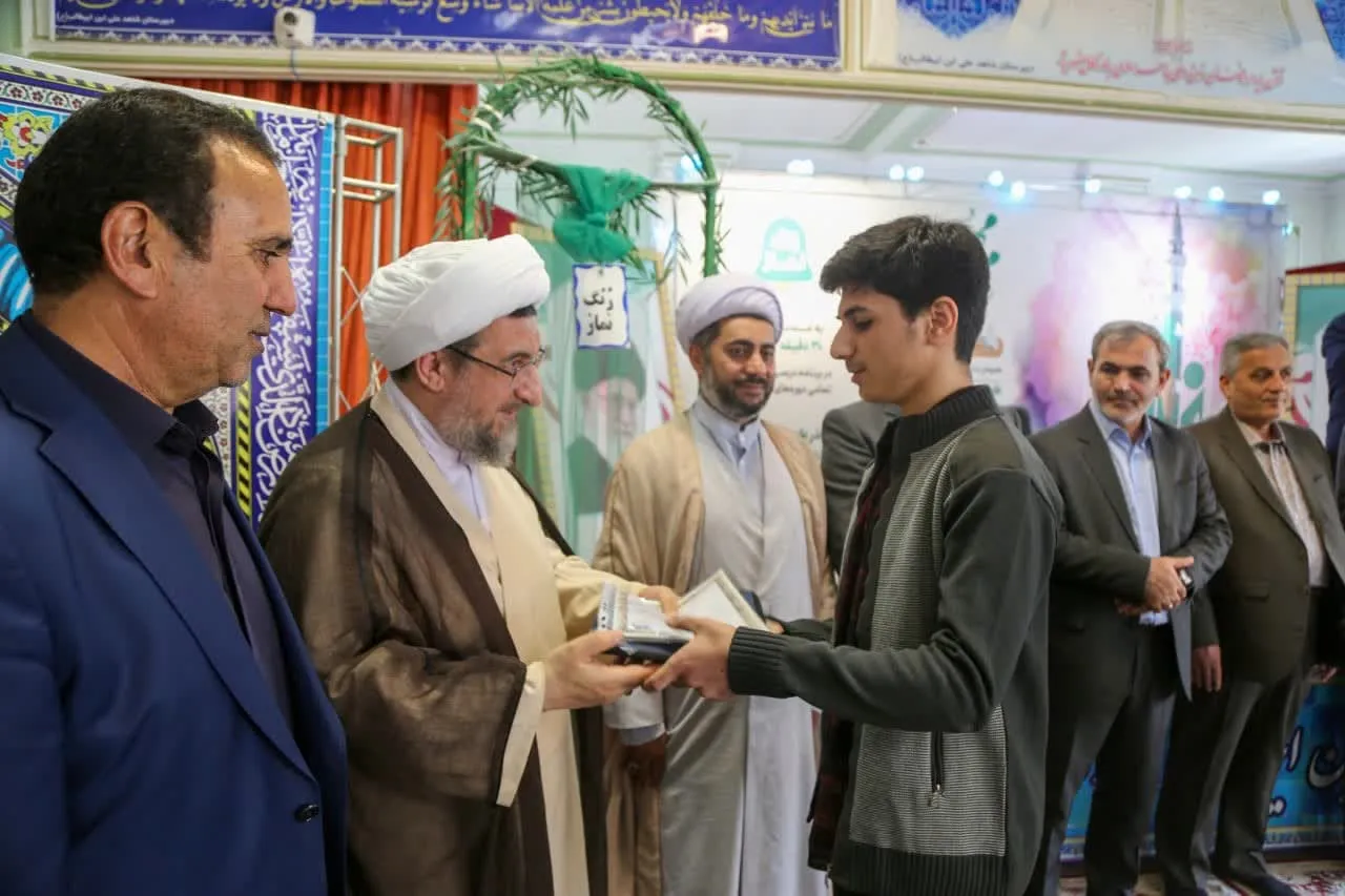 زنگ نماز در تبریز