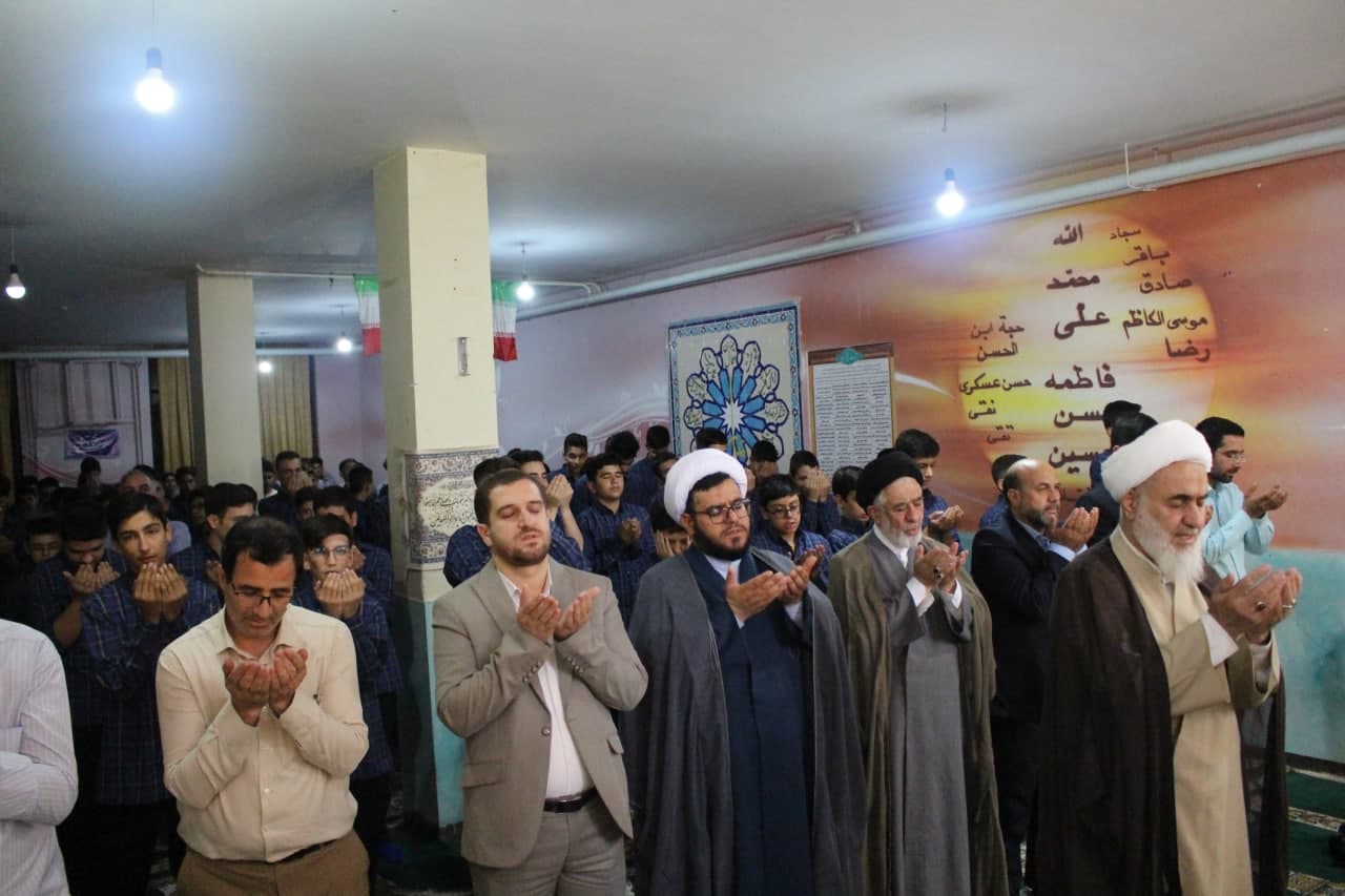 اولین کاروان نماز آموزشوپرورش استان قزوین برگزار شد