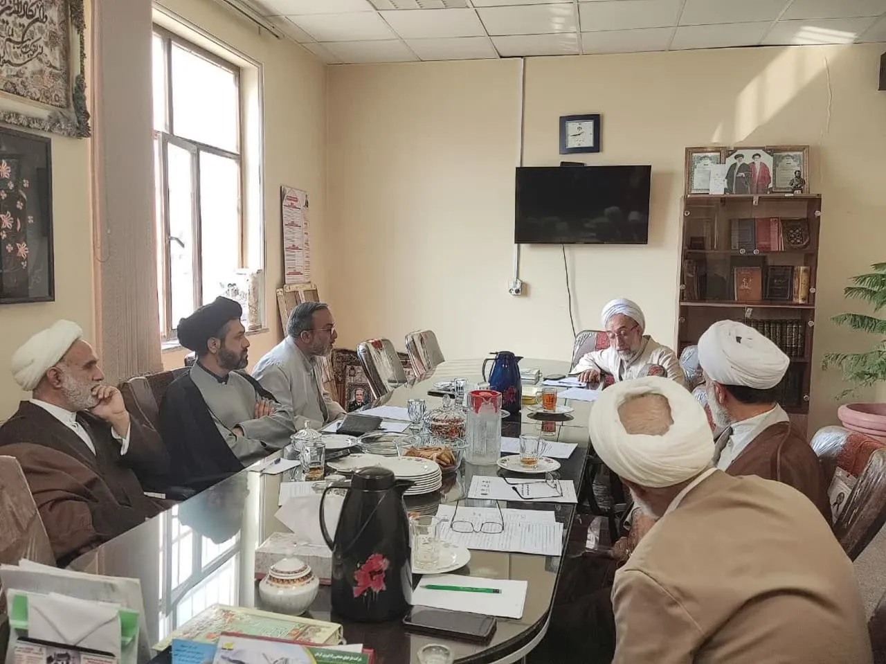 دومین جلسه اجرائی منشور اقامه نماز در مدارس کرمان
