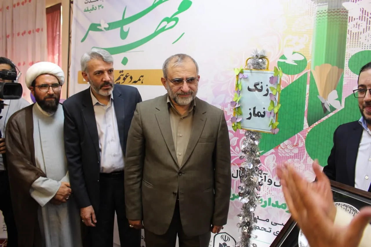 آیین نمادین زنگ نماز در استان مرکزی
