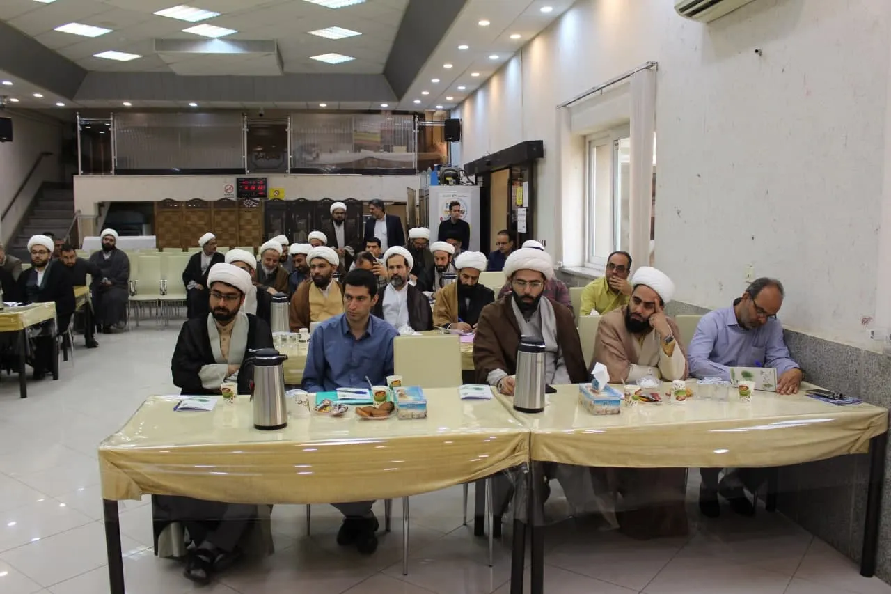 دومین دوره آموزشی معارف نماز در استان مرکزی
