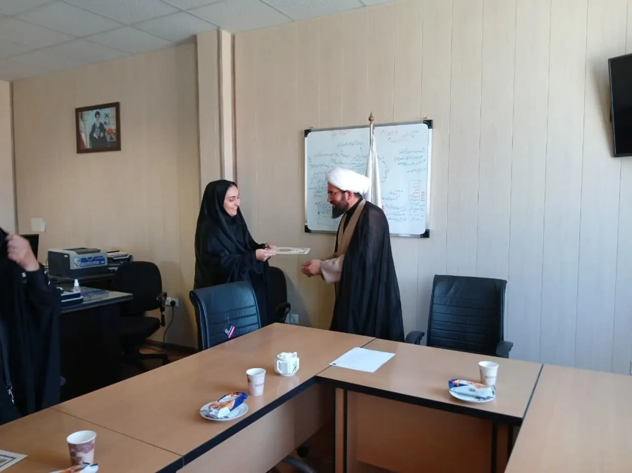 از خبرنگاران فعال در حوزه نماز استان مرکزی تقدیر شد