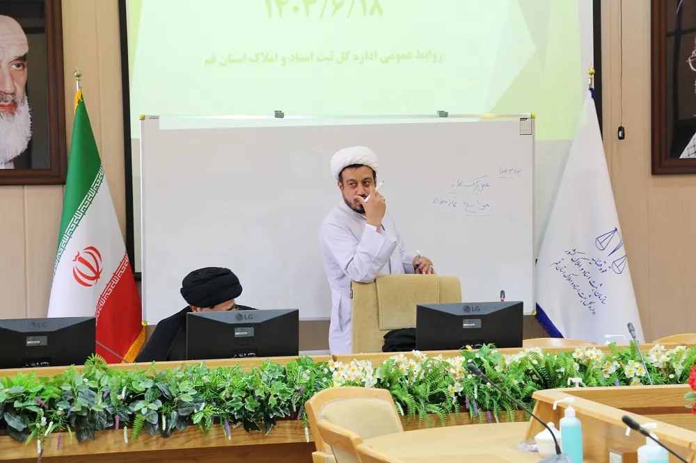 دومین جلسه هسته مرکزی یاوران نماز قم برگزار شد