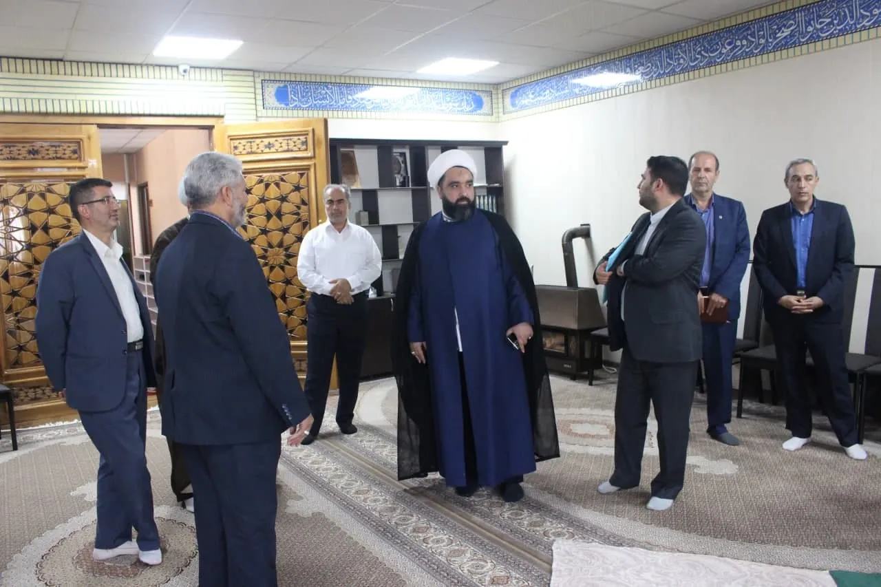 جلسه شورای اقامه نماز مدیریت شعب بانک مسکن آذربایجان غربی