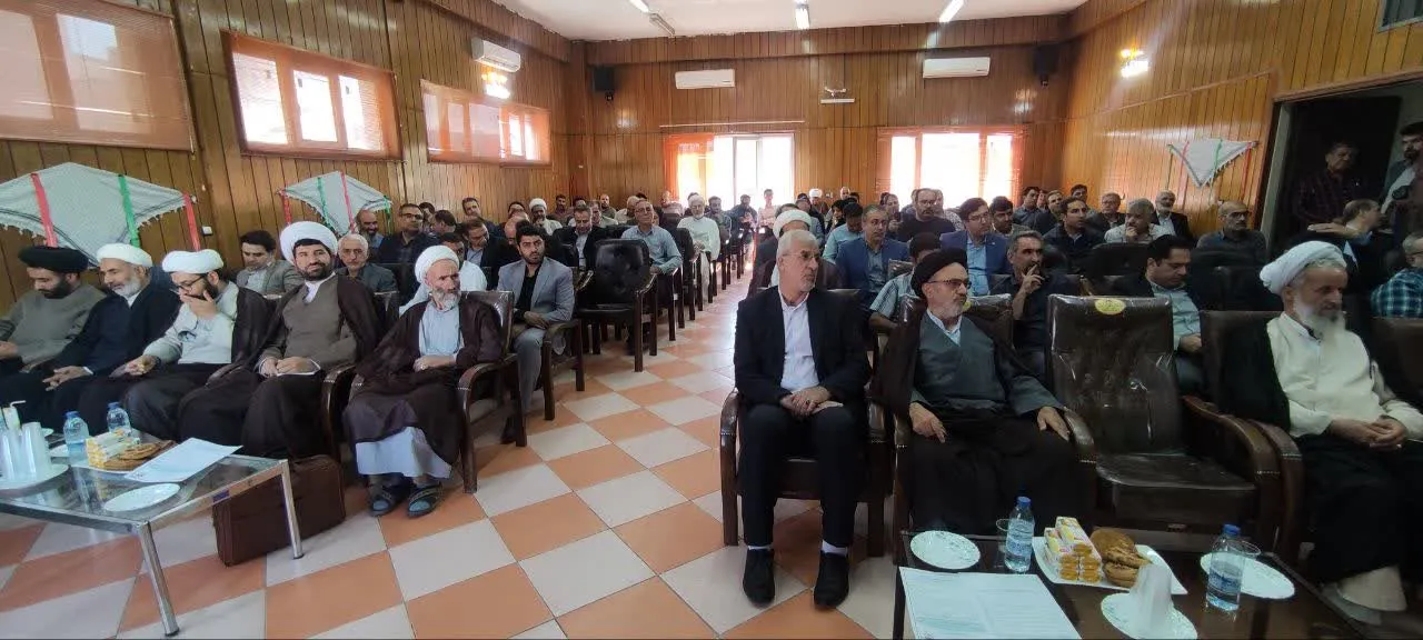 نشست شیوه های فرهنگ سازی نماز در اداره تعاون،کار و رفاه اجتماعی استان همدان برگزار شد