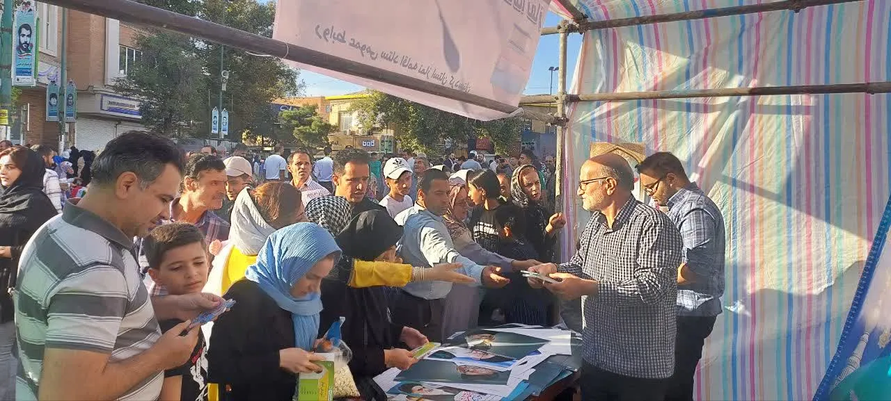 غرفه ستاد اقامه نماز در میهمانی امت محمد رسول الله(ص) برپا شد