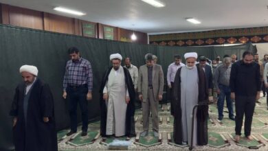 حضور مدير ستاد اقامه نماز مازندران در نماز جماعت اداره كل هلال احمر استان