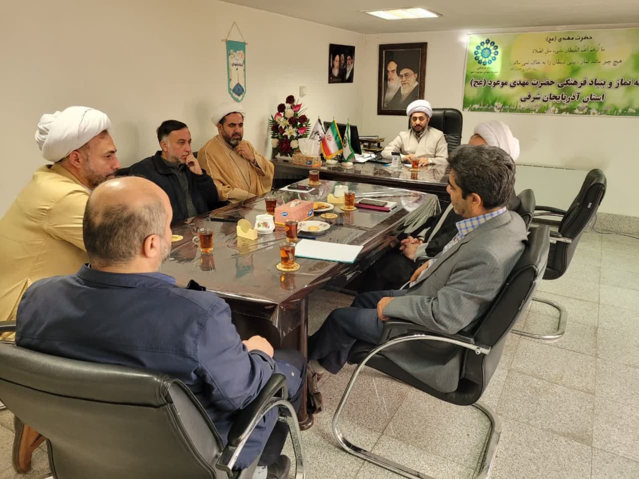 تجلیل از هیئت ارزیابی ستاد اقامه نماز تبریز
