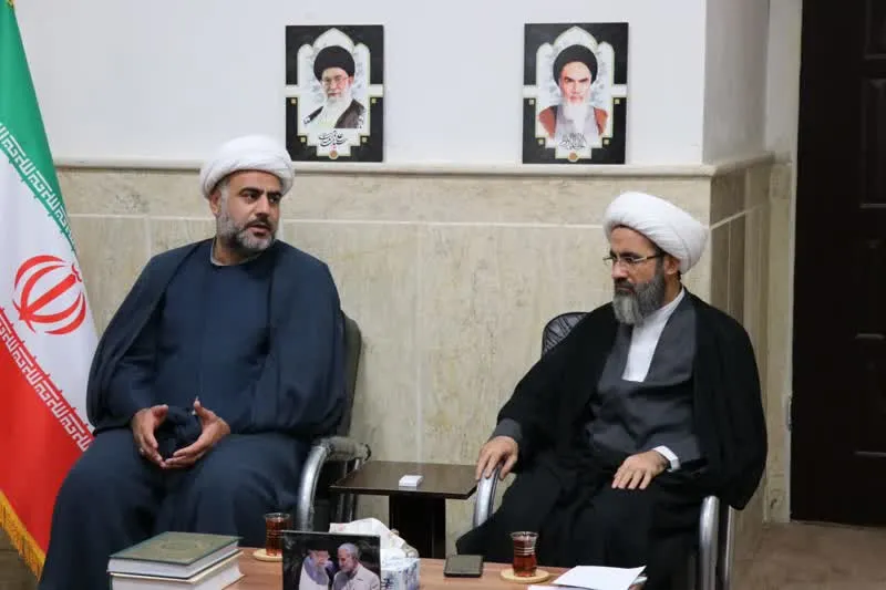 نشست مدیر ستاد اقامه نماز استان البرز با امام جمعه شهرستان نظرآباد