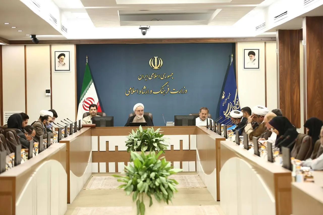 اولین نشست رابطان ستادی شورای اقامه نماز وزارت فرهنگ و ارشاد اسلامی، با حضور اعضا برگزار شد.