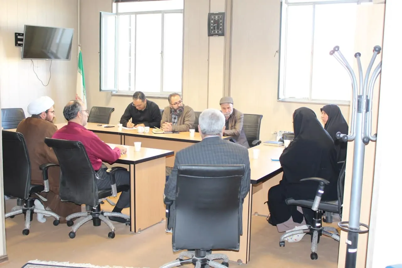 پنجمین جلسه یاوران نماز استان مرکزی