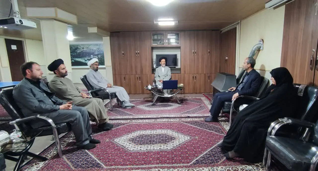 نشست مشترک مدیر ستاد اقامه نماز و مدیر کل کمیته امداد استان همدان برگزار شد