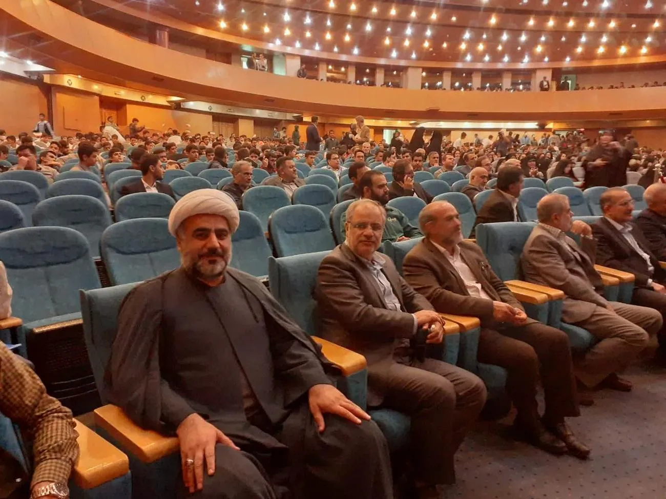 آئین گرامیداشت و افتتاحیه کنگره شهدای دانش آموز استان البرز برگزار شد