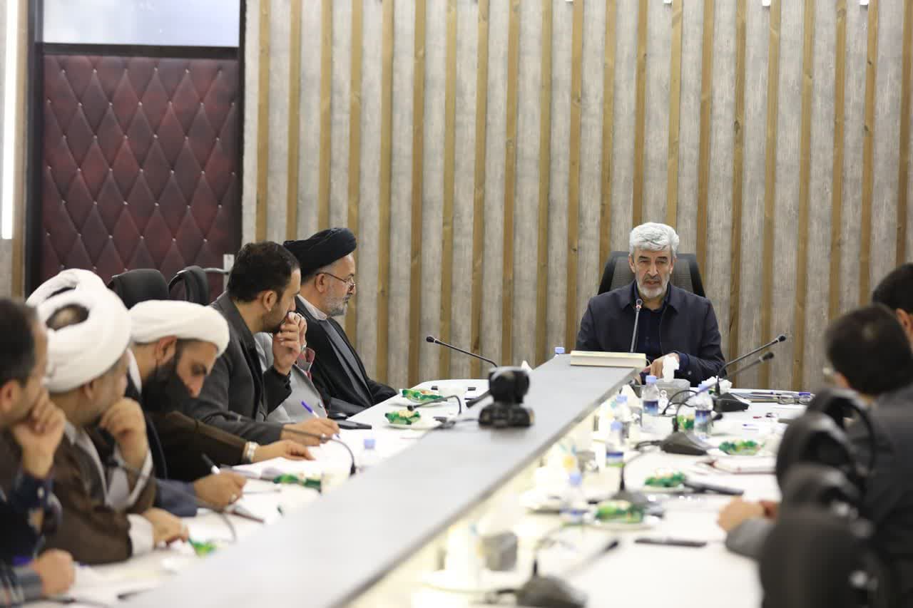 برنامه ها و فعالیت های ترویج معارف قرآن، نماز و مهدویت در دانشگاه فرهنگیان توسعه می یابد