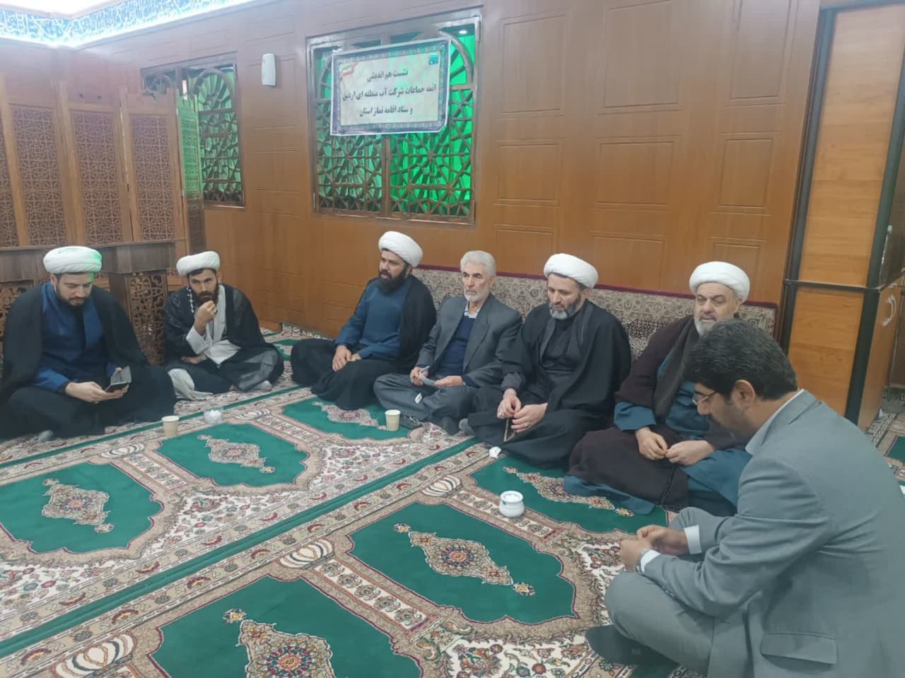 نشست هم اندیشی ائمه جماعت شرکت آب منطقه ای استان اردبیل
