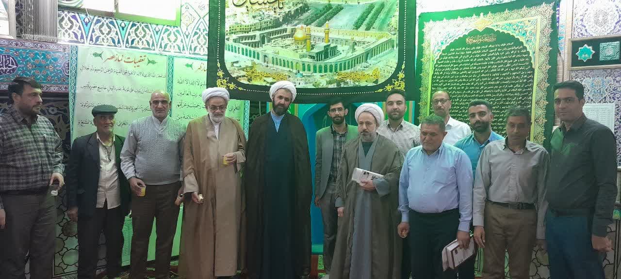تقدیر از فعالین و خادمین نماز سازمان حج و زیارت اصفهان
