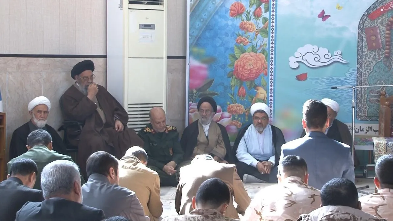 تجلیل از فعالان عرصه نماز که در سپاه صاحب الزمان(عج) استان اصفهان