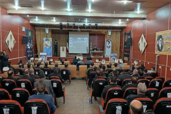اولین اجلاسیه استانی نماز نیروهای مسلح لرستان
