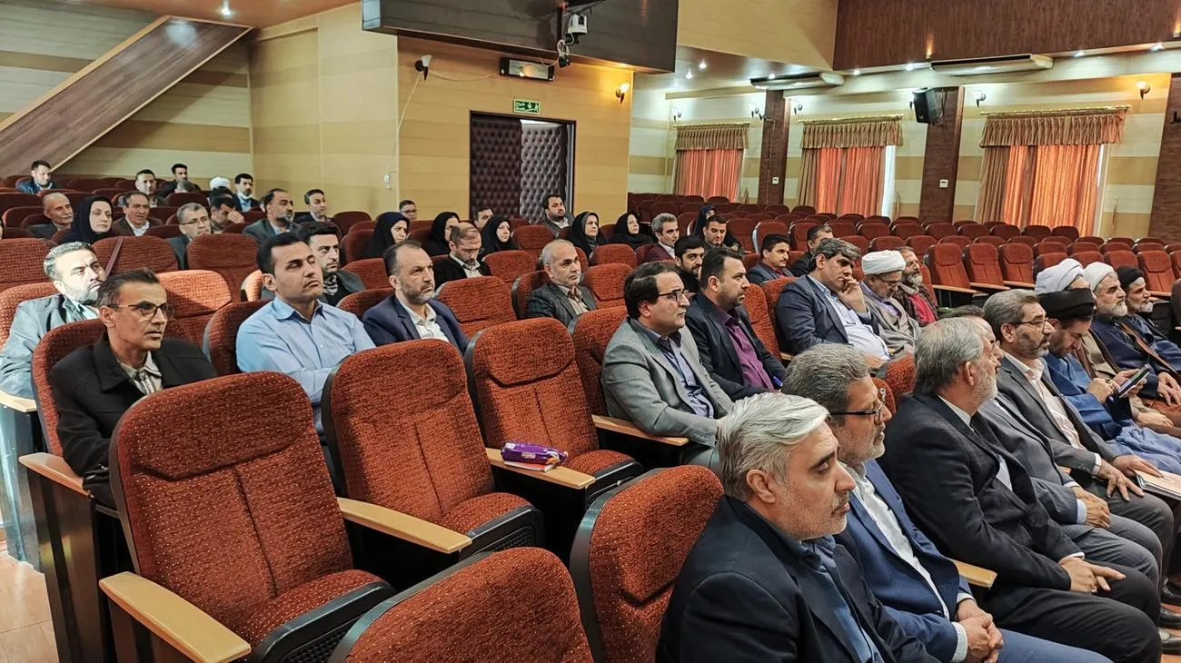 گردهمایی فصلی دبیران شورای اقامه نماز و رابطین مهدوی دستگاههای اجرایی استان گلستان برگزار شد