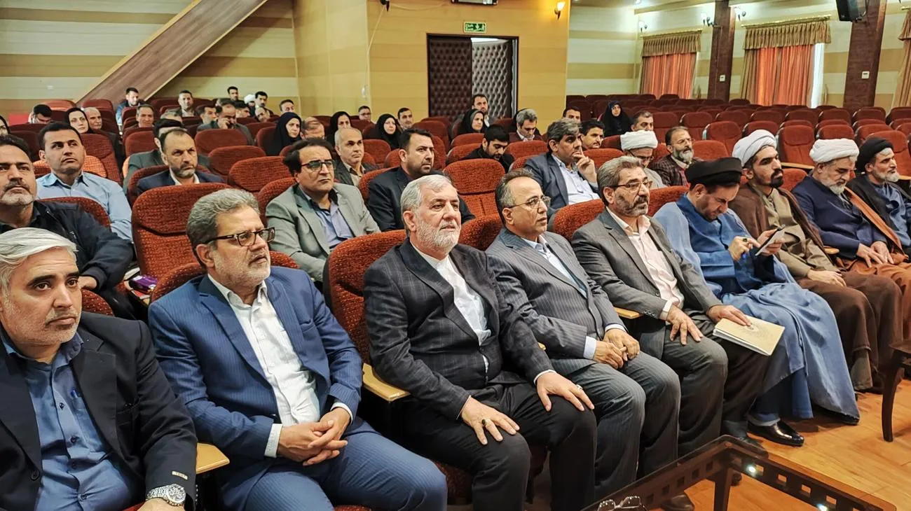 گردهمایی فصلی دبیران شورای اقامه نماز و رابطین مهدوی دستگاههای اجرایی استان گلستان برگزار شد