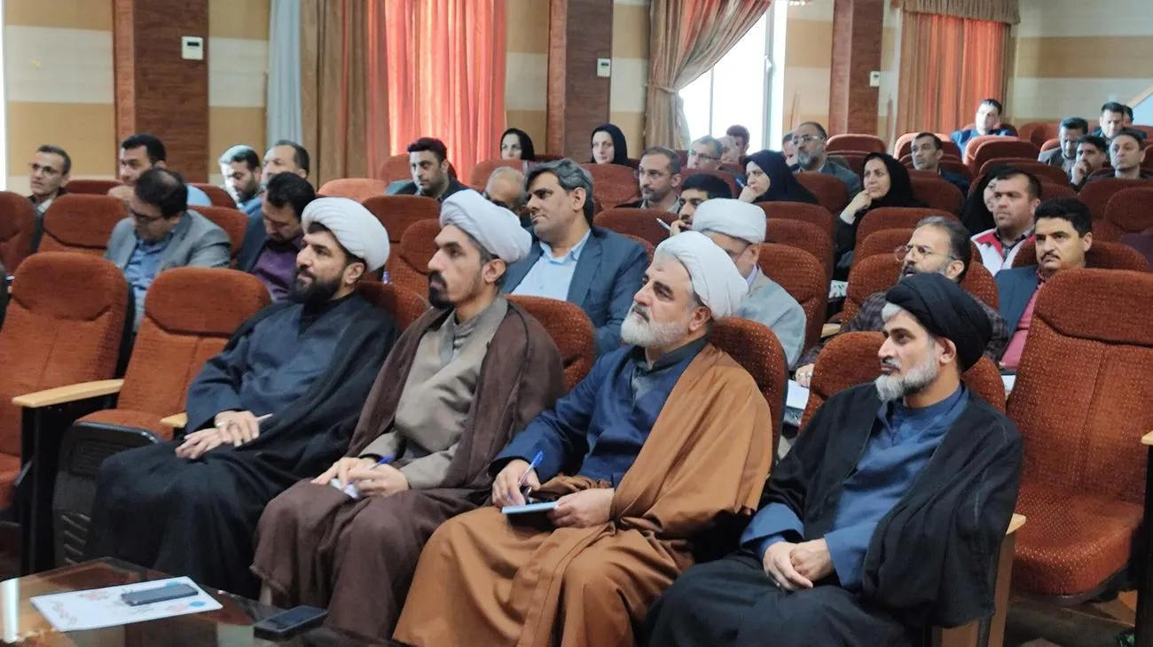 گردهمایی فصلی دبیران شورای اقامه نماز و رابطین مهدوی دستگاههای اجرایی استان گلستان برگزار شد