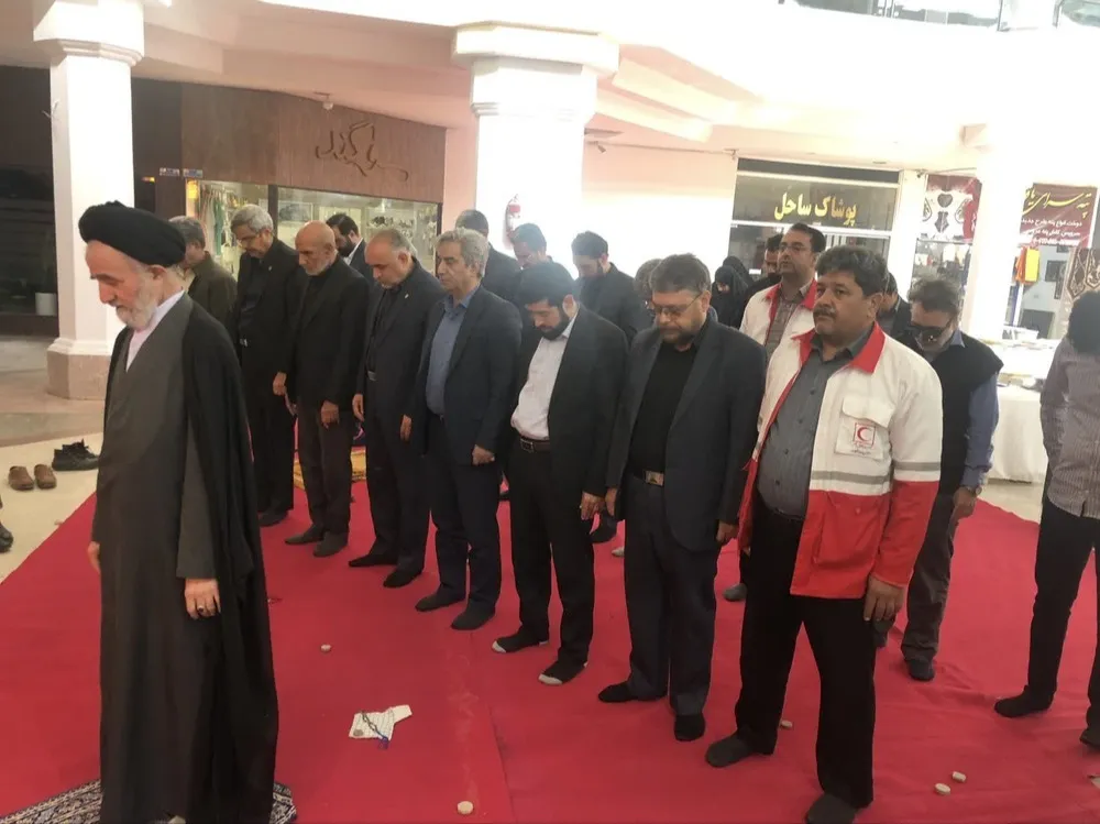 اقامه نماز وحدت بخش ادارات شهرستان رفسنجان