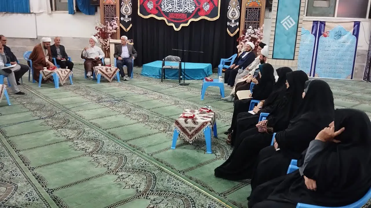 دوره آموزشی نماز ویژه مدرسین آموزش خانواده آموزش و پرورش شهرستان نجف آباد اصفهان
