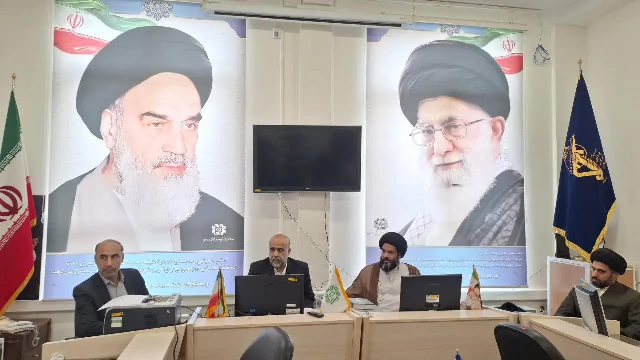 نماز یک عامل بازدارنده در برابر تخلفات و ناهنجاریهای فردی و اجتماعی است