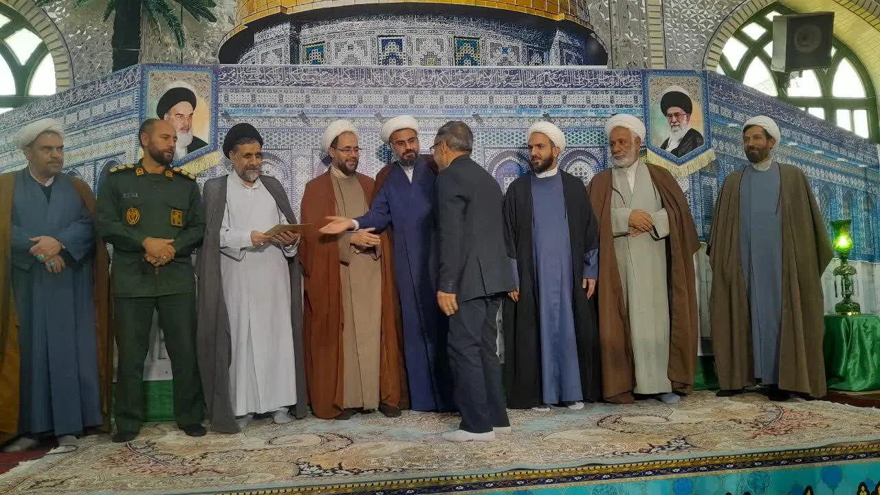 دومین همایش نماز تیپ زرهی ۲۱ امام رضا(ع) در نیشابور برگزار شد