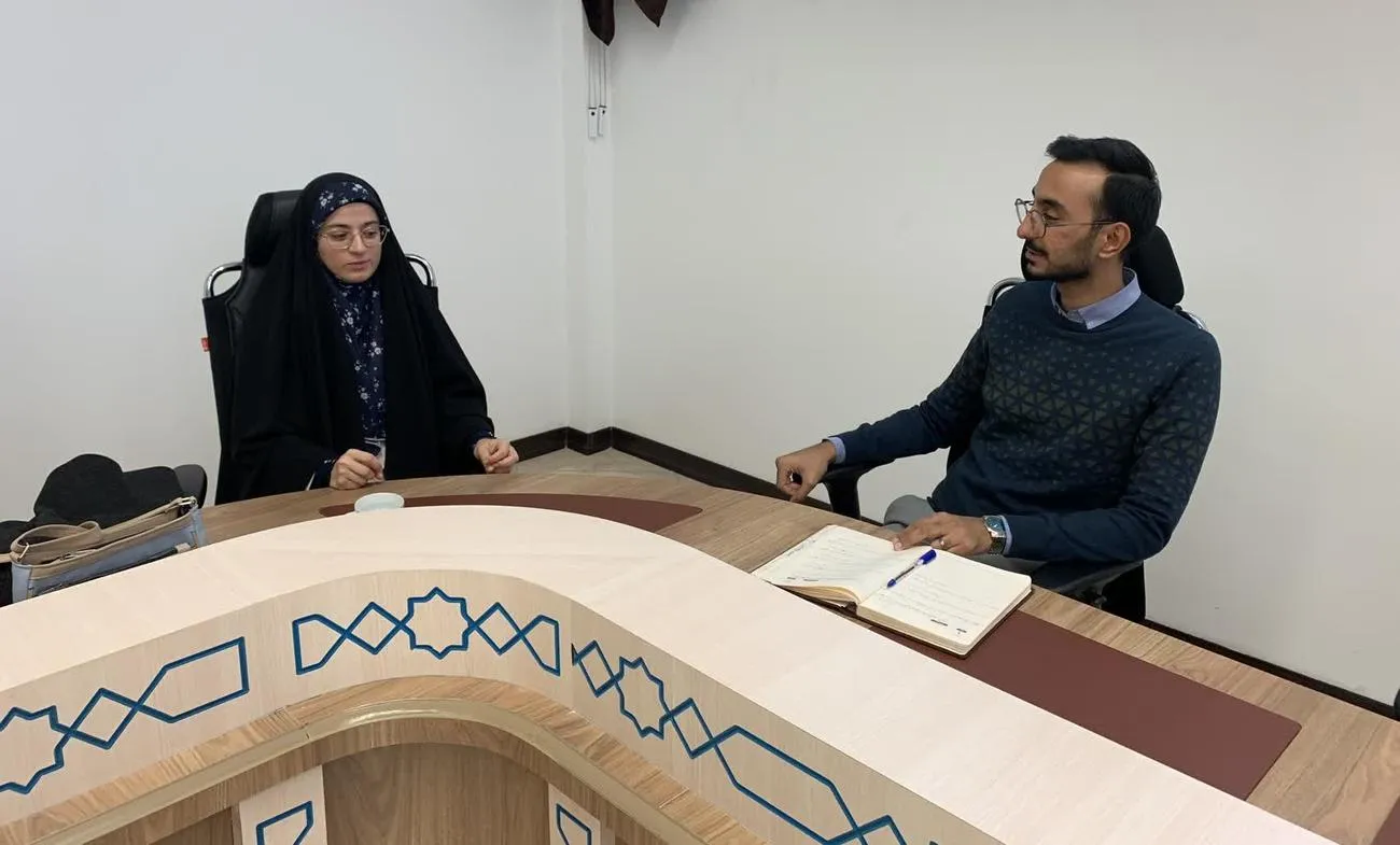 تناقضی بین توحید و ایمان مذهبی با پیشرفت علمی وجود ندارد‌/بهترین ابزار تعامل با نسل نو گفتگو است