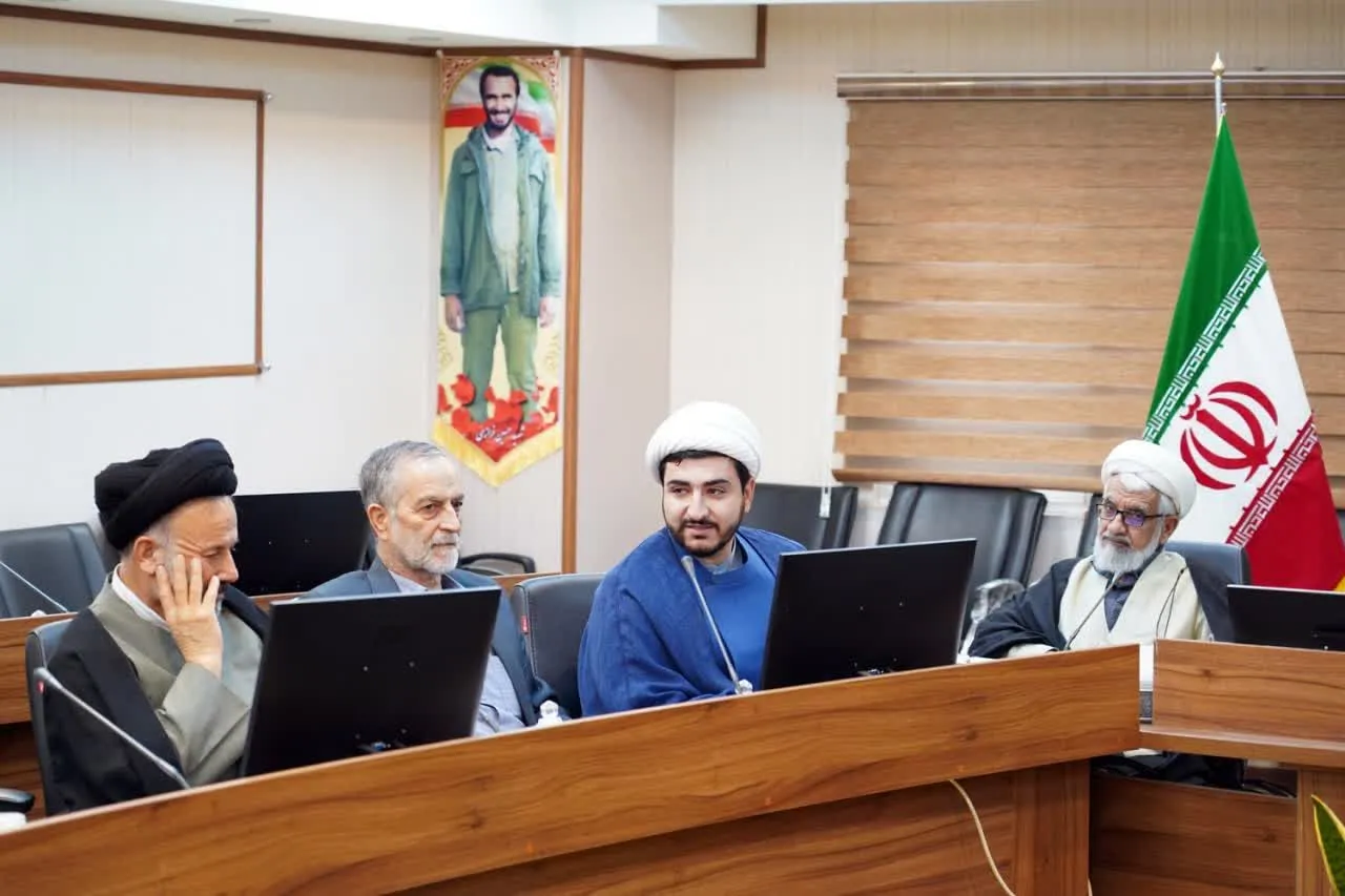 جلسه شورای اقامه نماز آران و بیدگل برگزار شد