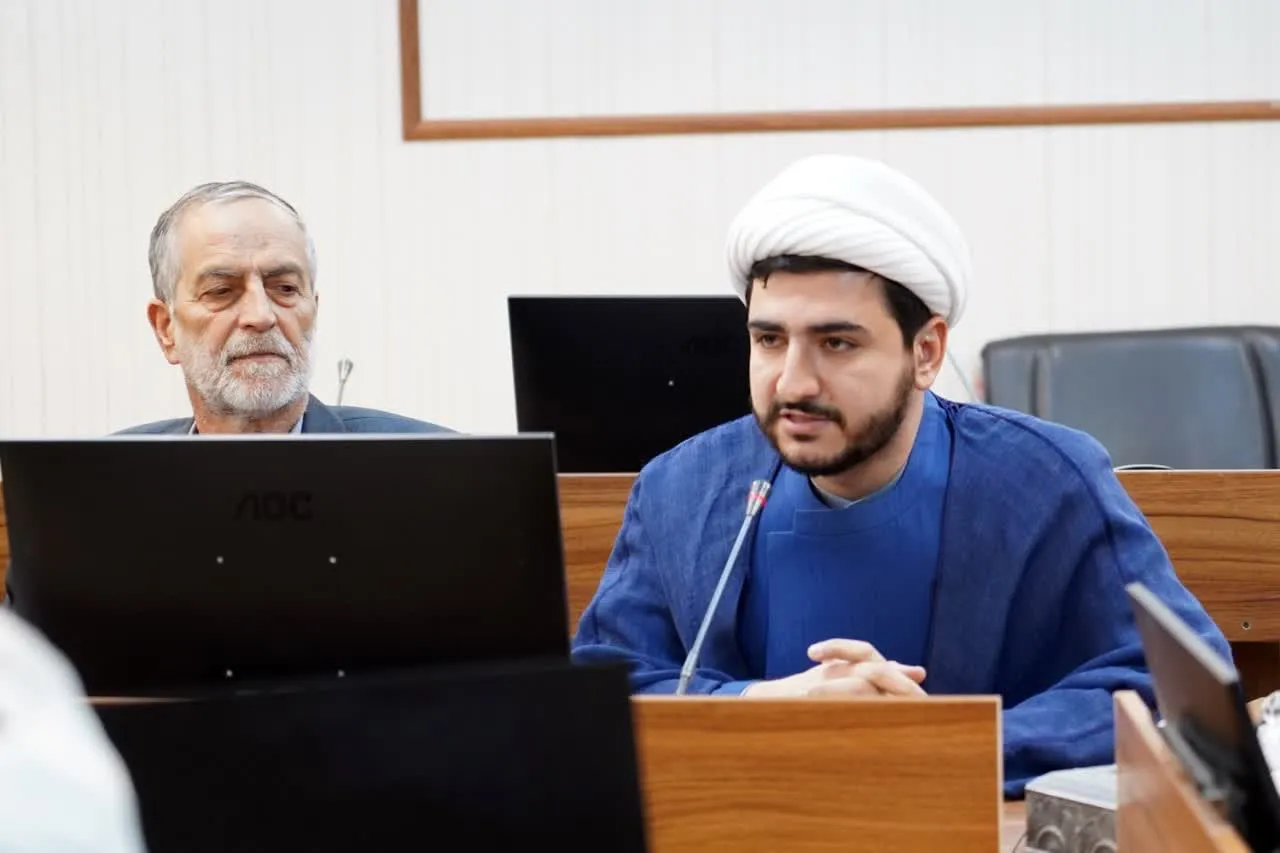 جلسه شورای اقامه نماز آران و بیدگل برگزار شد