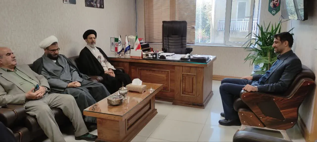 نشست مشترک ستاد اقامه نماز با اتاق اصناف استان همدان برگزار شد