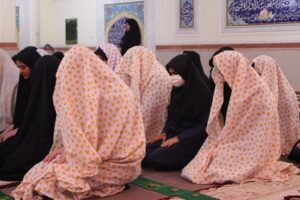 گزارش تصویری | سه‌شنبه‌های نمازی در دبیرستان آقا حسین ابن علی(ع) ایلام