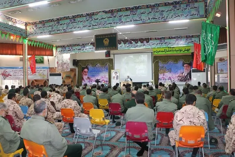 تجلیل از فعالین عرصه نمازی در لشکر 14 امام حسین اصفهان