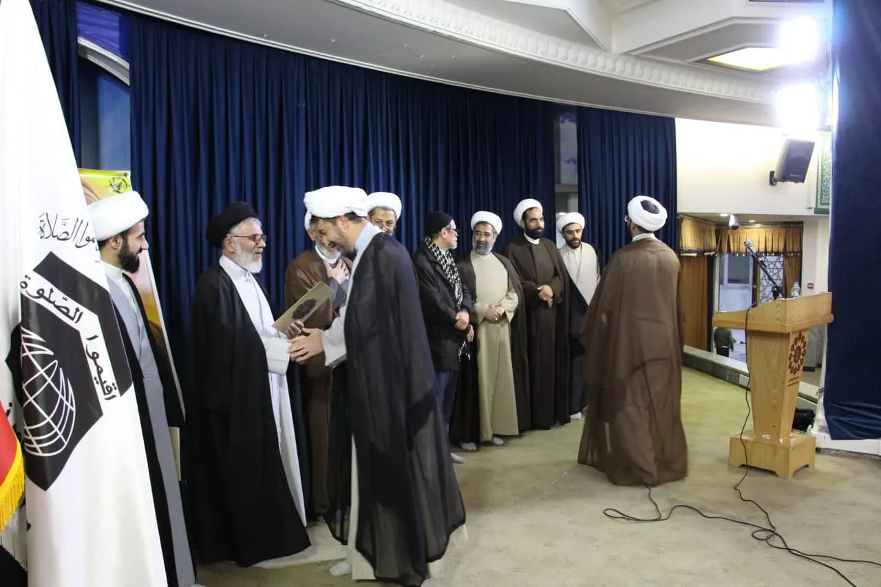 مراسم گردهمایی اساتید و کارشناسان مرکز تخصصی نماز با حضور فرهیختگان برگزار شد