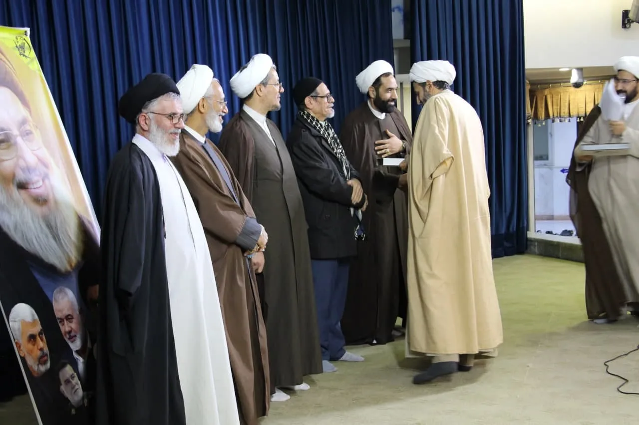 مراسم گردهمایی اساتید و کارشناسان مرکز تخصصی نماز با حضور فرهیختگان برگزار شد