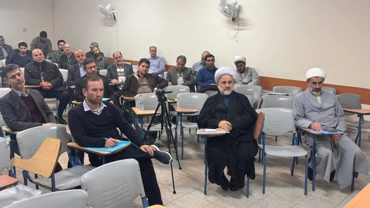 گردهمایی دبیران اقامه نماز گیلان