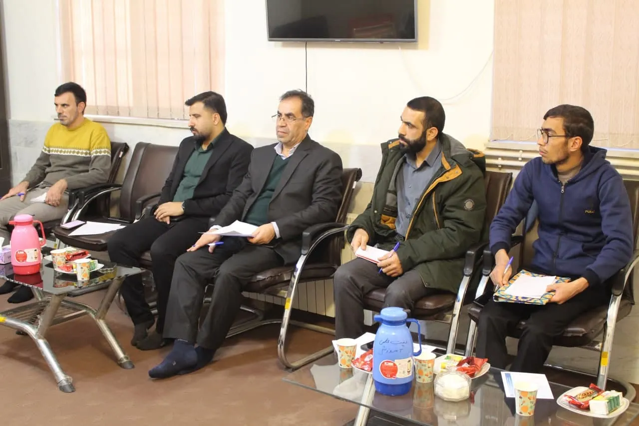 جلسه شورای اقامه نماز دانشگاه فرهنگیان استان مرکزی