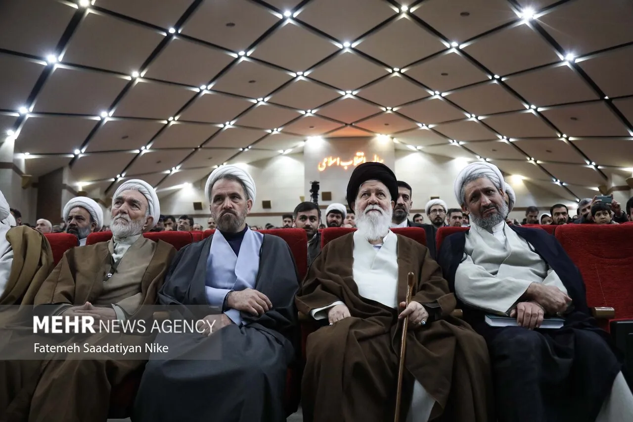 دومین همایش استانی نماز سپاه امام رضا(ع) با شعار نماز، نماد قدرت و عامل تمدن ساز برگزار شد