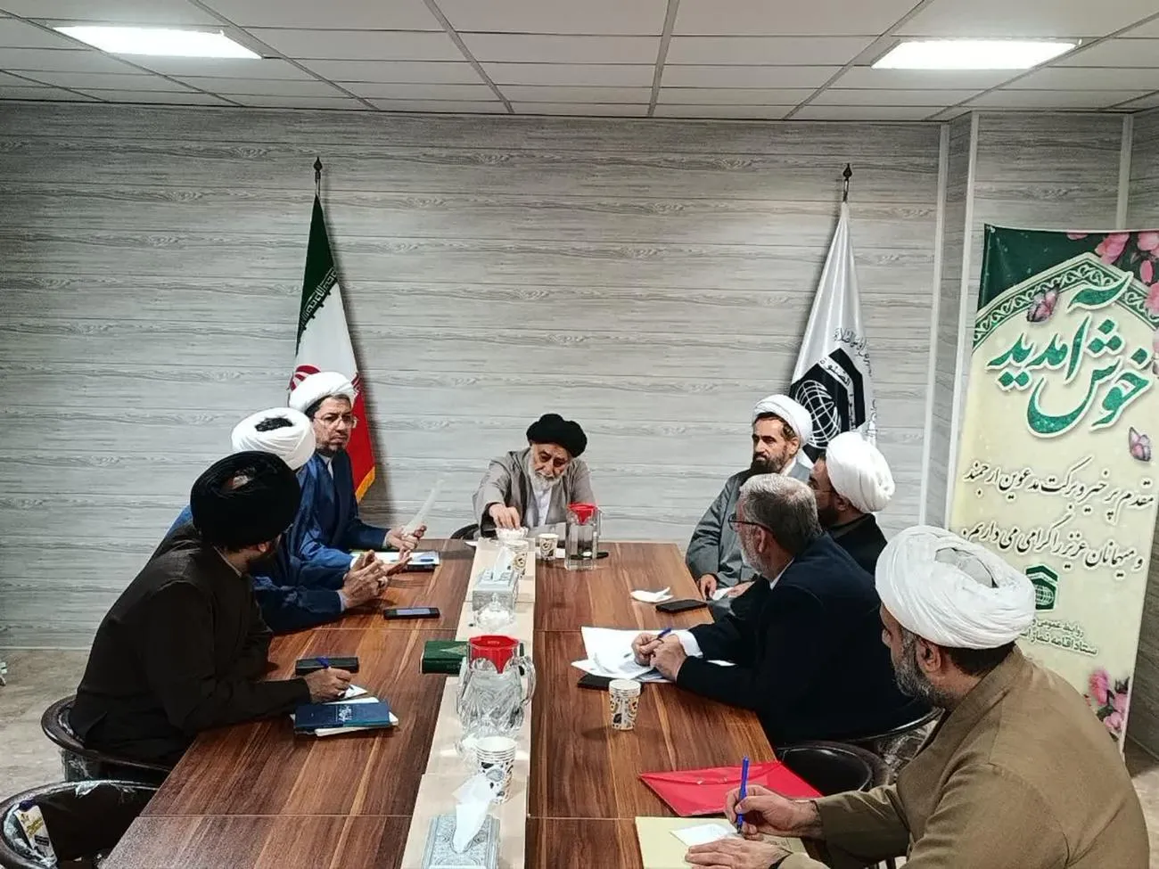 جلسه شورای منطقه یک کشور به میزبانی استان سمنان برگزار شد.